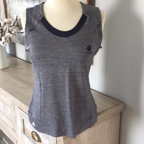 Top - Picture 2 of 3